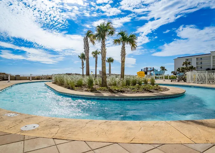 Phoenix Gulf Towers 702 Apartment *