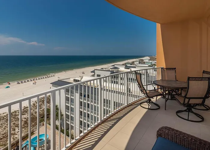 Phoenix Gulf Towers 702 Apartment *